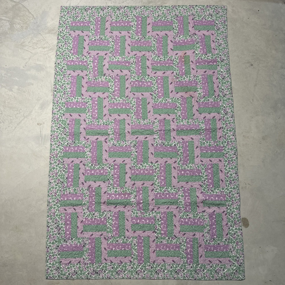 Vintage FERN Pattern Machine Stitched Hand Crafted Lilac Country Missouri Quilt